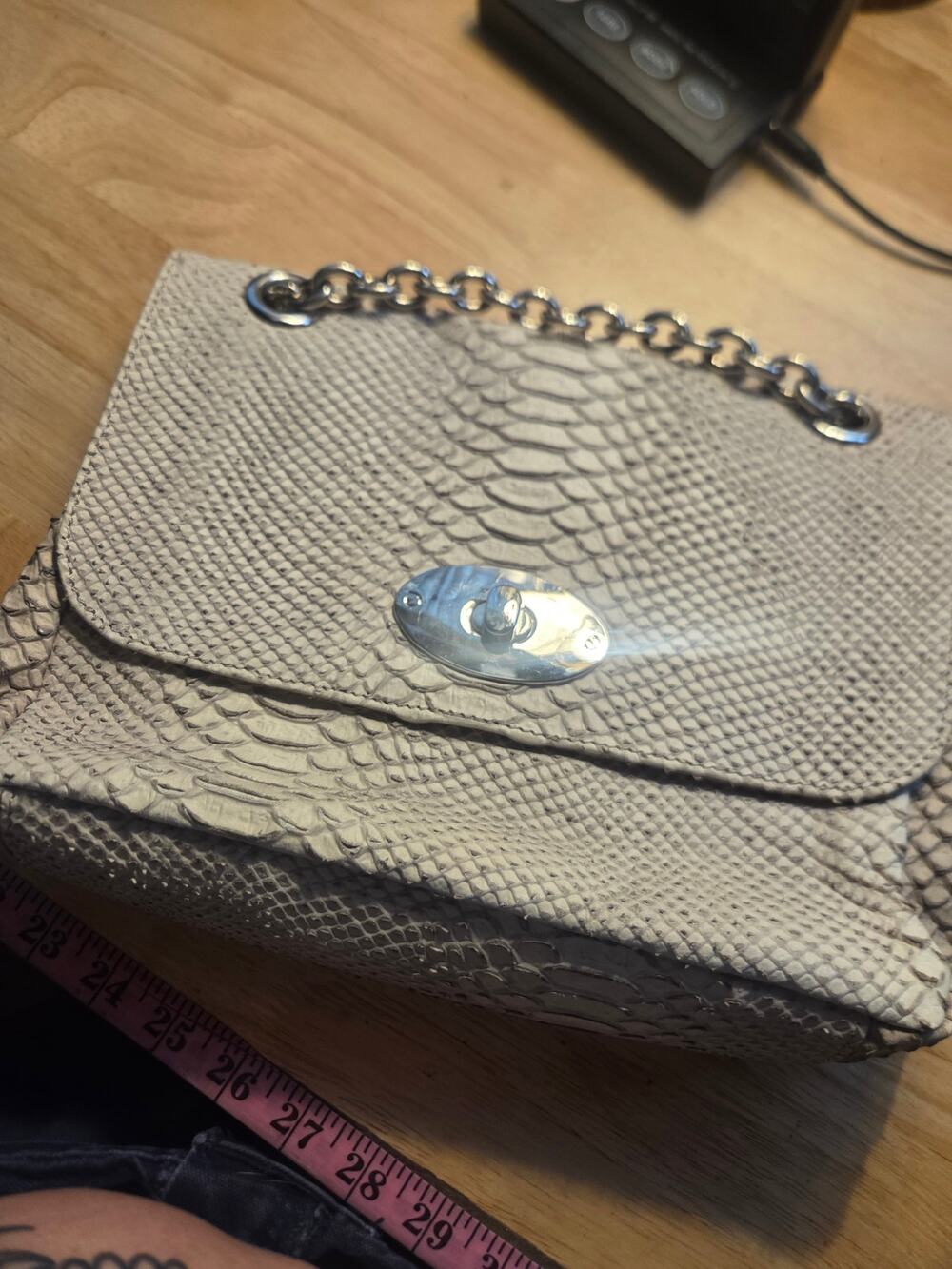 Doncaster made in Italy snake looking leather Gray silver metal chain bag